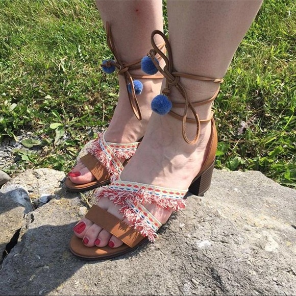 Leather Stylish Bohemian Pom Pom Block Heel Sandal - Picture 3 of 5
